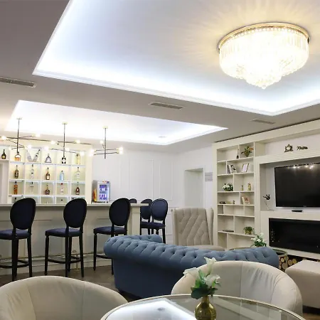 Monte Vedetta Hotel