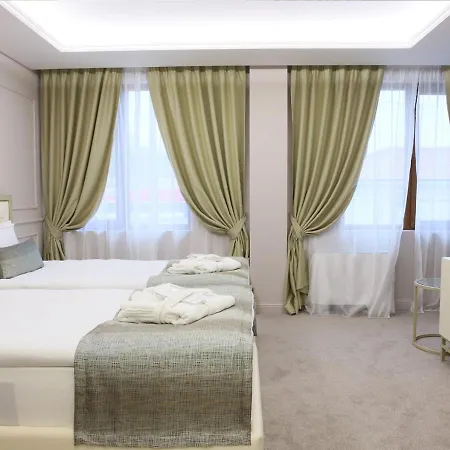 Hotell Monte Vedetta 4*