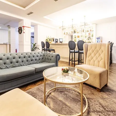 Monte Vedetta Hotel