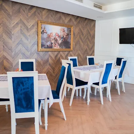Monte Vedetta Hotel